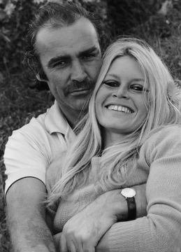 Brigitte Bardot a Sean Connery fotografia č.01 - Kliknutím na obrázok zatvorte -