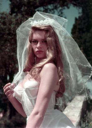 Brigitte Bardot foto č.02 - Kliknutím na obrázok zatvorte -