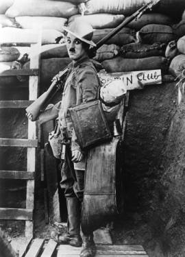 Charlie Chaplin fotografia č.10 - Kliknutím na obrázok zatvorte -
