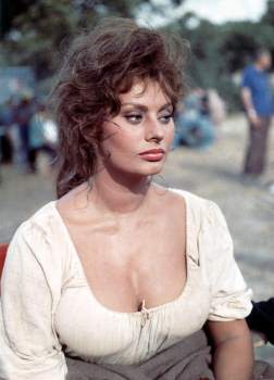 Sophia Loren fotografia č.09 - Kliknutím na obrázok zatvorte -