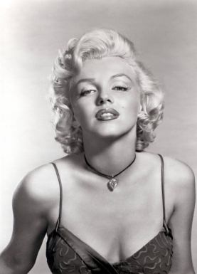 Marilyn Monroe foto č.12 - Kliknutím na obrázok zatvorte -